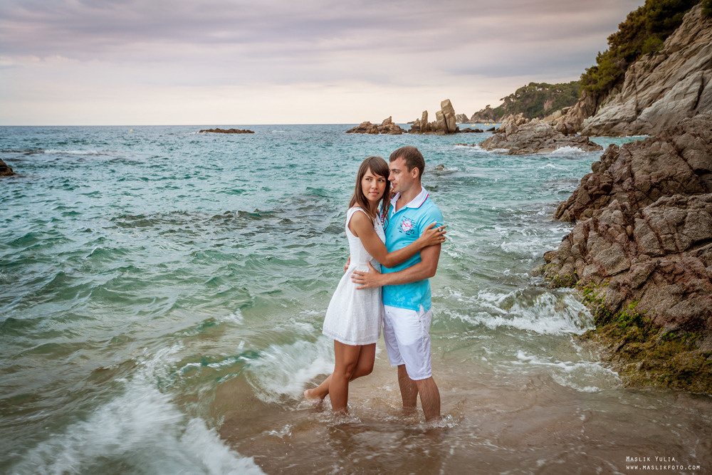 Incredible photo shoot in the Gardens of Saint Clotilde on the Costa B. Photographer in Barcelona Spain Maslik Yulia