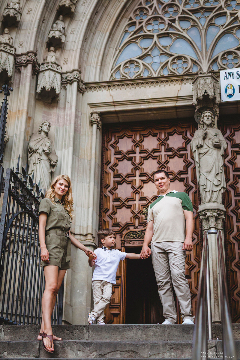 Przygoda - sesja zdjęciowa w Barcelonie. Fotograf w Barcelonie Hiszpanii Maslik Yulia