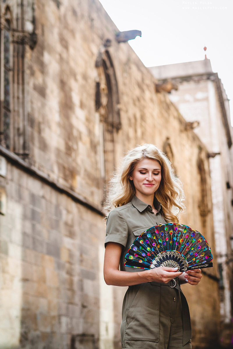 Przygoda - sesja zdjęciowa w Barcelonie. Fotograf w Barcelonie Hiszpanii Maslik Yulia