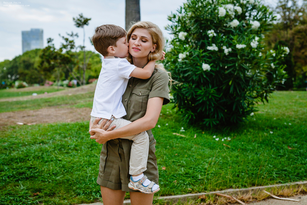 Przygoda - sesja zdjęciowa w Barcelonie. Fotograf w Barcelonie Hiszpanii Maslik Yulia