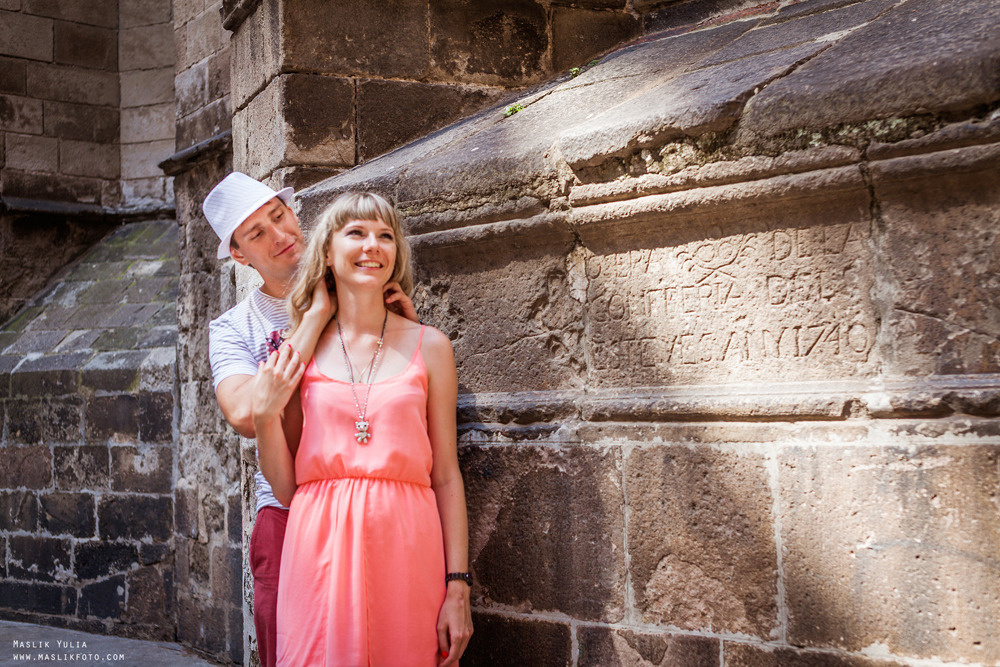 Colorida sesión de fotos en Barcelona. Fotógrafo en Barcelona Maslik Yulia