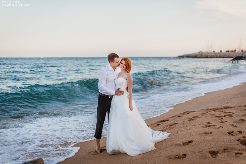 Soleada sesión de fotos en Barcelona. Fotógrafo en Barcelona Maslik Yulia