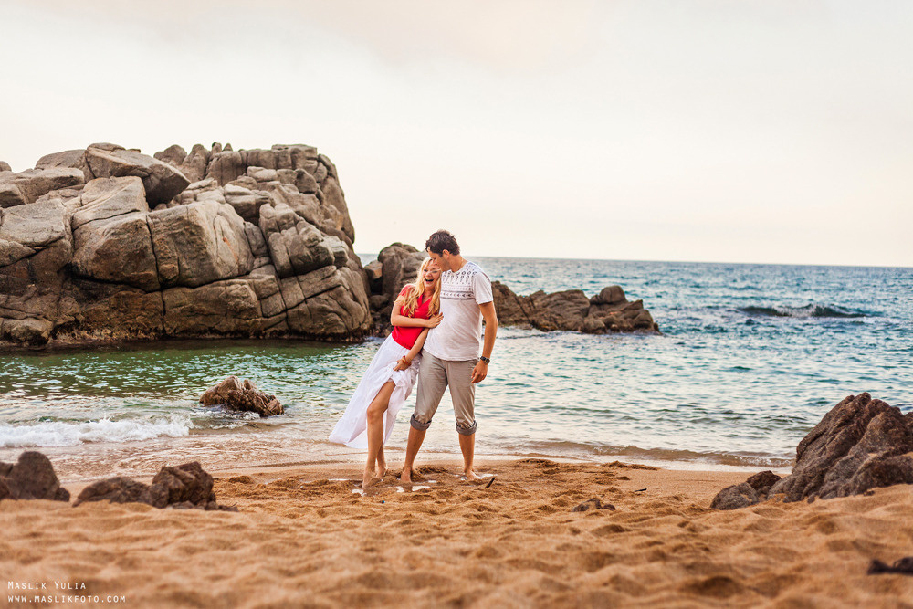 Romantic photo session in Barcelona. Photographer in Barcelona Spain Maslik Yulia