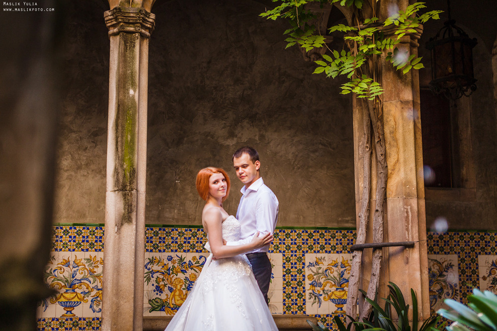 Soleada sesión de fotos en Barcelona. Fotógrafo en Barcelona Maslik Yulia