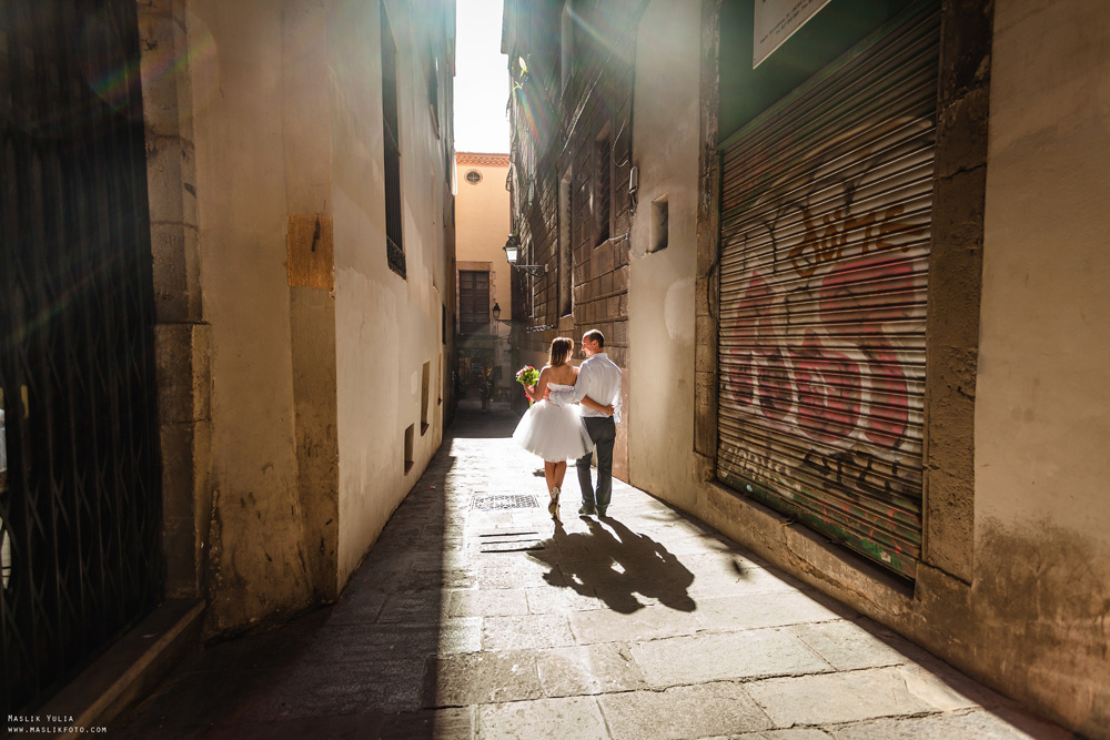 Luna de miel en barcelona. Fotógrafo en Barcelona Maslik Yulia