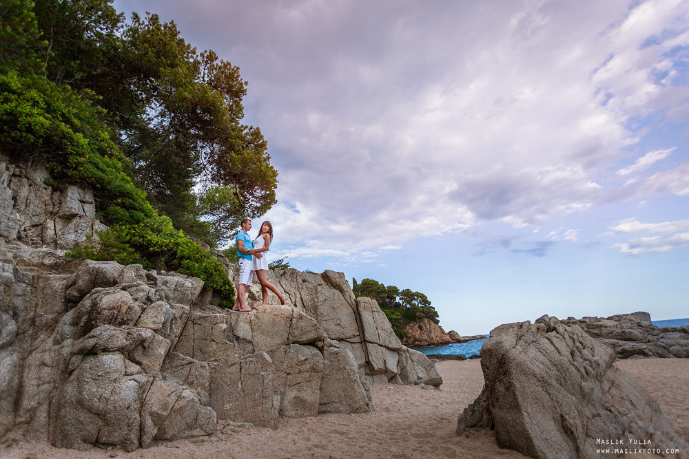 Incredible photo shoot in the Gardens of Saint Clotilde on the Costa B. Photographer in Barcelona Spain Maslik Yulia