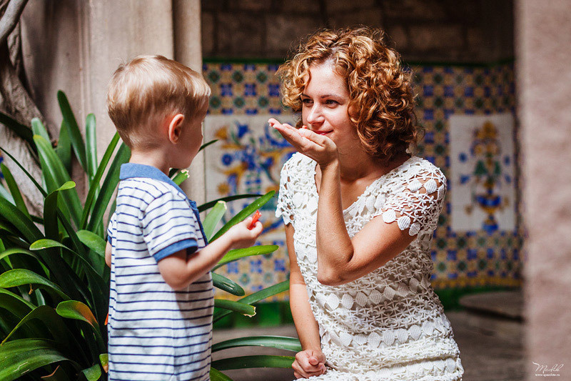 Rodzinna sesja zdjęciowa w Barcelonie. Fotograf w Barcelonie Hiszpanii Maslik Yulia