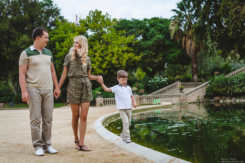 Przygoda - sesja zdjęciowa w Barcelonie. Fotograf w Barcelonie Hiszpanii Maslik Yulia