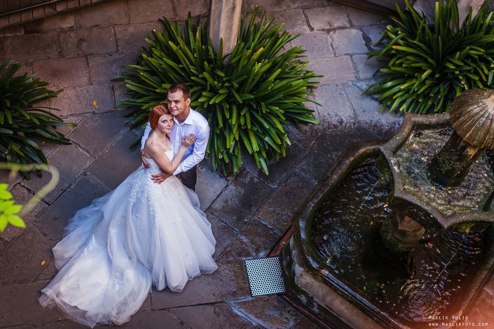 Soleada sesión de fotos en Barcelona. Fotógrafo en Barcelona Maslik Yulia