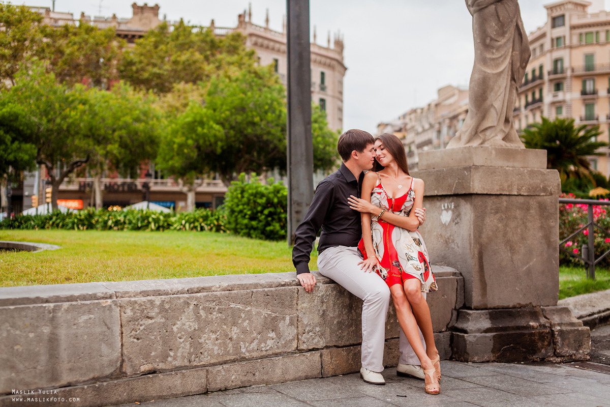 Photoshoot in Barcelona on the most popular route. Photographer in Barcelona Spain Maslik Yulia