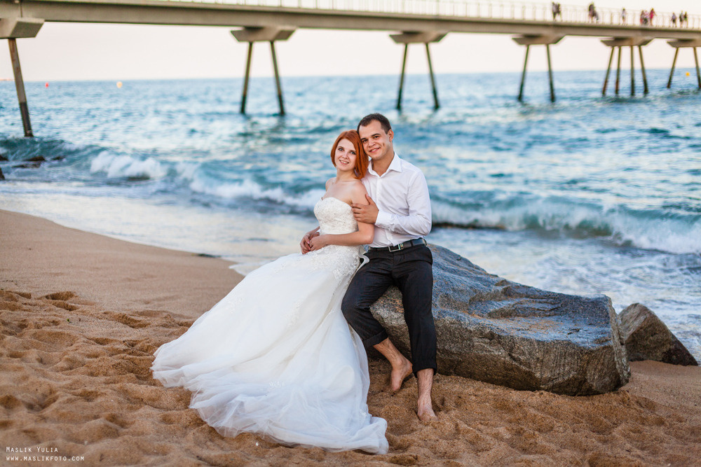 Soleada sesión de fotos en Barcelona. Fotógrafo en Barcelona Maslik Yulia