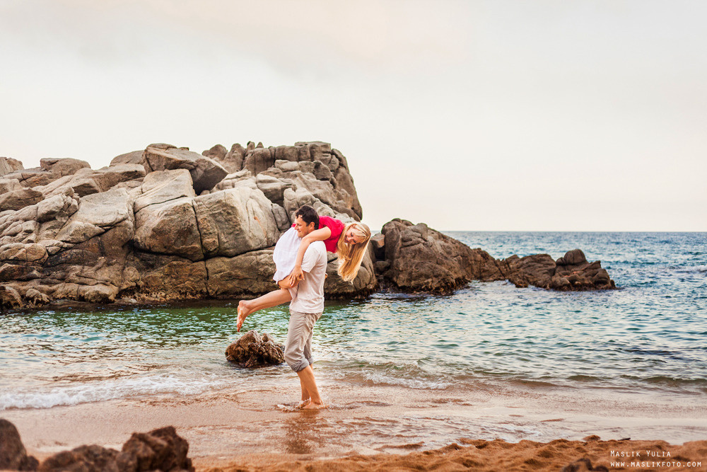 Romantic photo session in Barcelona. Photographer in Barcelona Spain Maslik Yulia