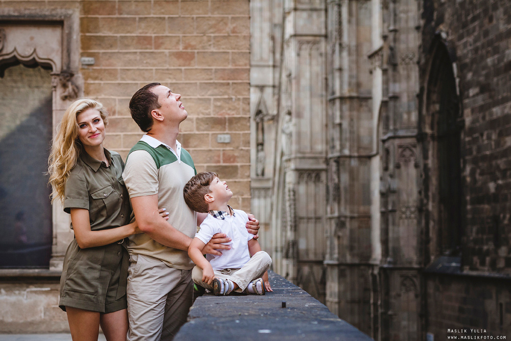 Przygoda - sesja zdjęciowa w Barcelonie. Fotograf w Barcelonie Hiszpanii Maslik Yulia