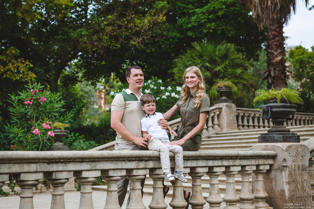 Przygoda - sesja zdjęciowa w Barcelonie. Fotograf w Barcelonie Hiszpanii Maslik Yulia