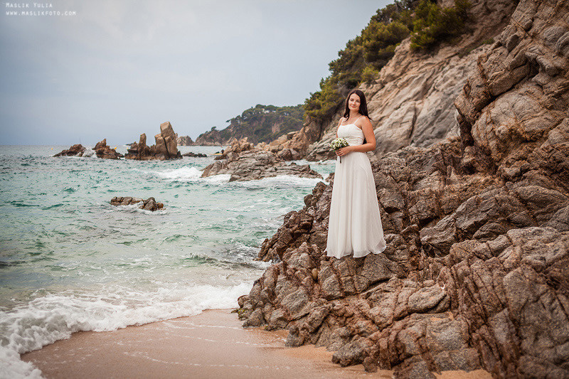 Sesión de fotos de boda en el Parque Laberinto de Barcelona. Fotógrafo en Barcelona Maslik Yulia