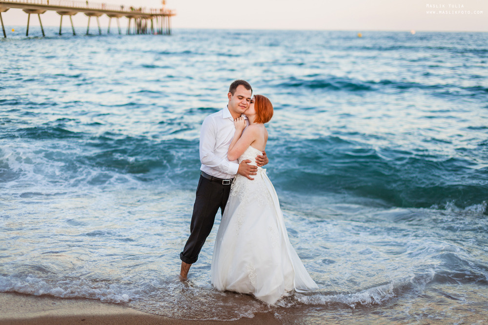 Soleada sesión de fotos en Barcelona. Fotógrafo en Barcelona Maslik Yulia