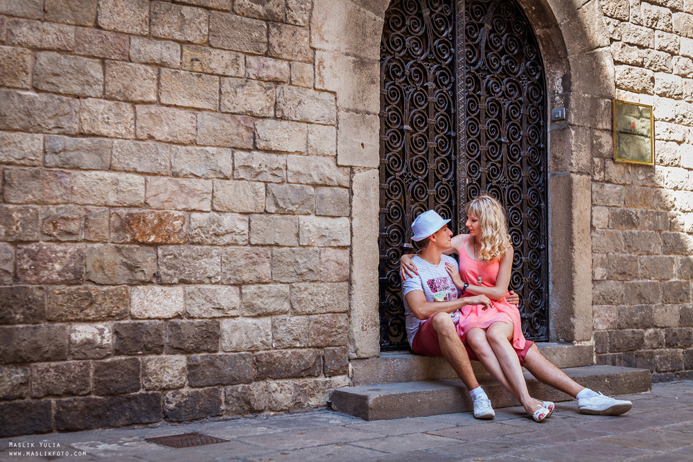 Colorida sesión de fotos en Barcelona. Fotógrafo en Barcelona Maslik Yulia