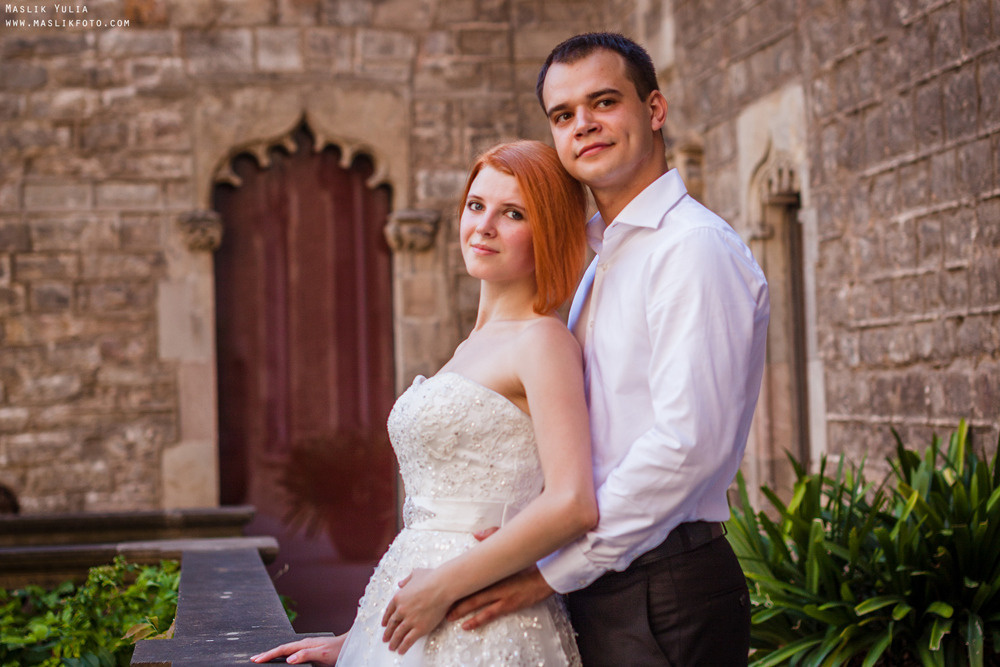 Soleada sesión de fotos en Barcelona. Fotógrafo en Barcelona Maslik Yulia