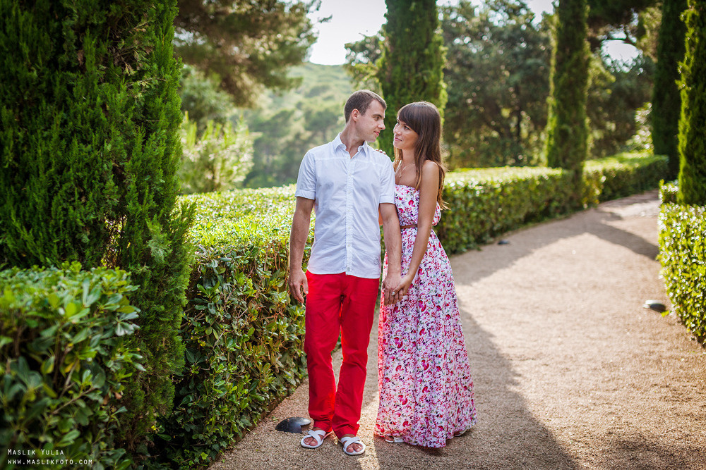 Incredible photo shoot in the Gardens of Saint Clotilde on the Costa B. Photographer in Barcelona Spain Maslik Yulia