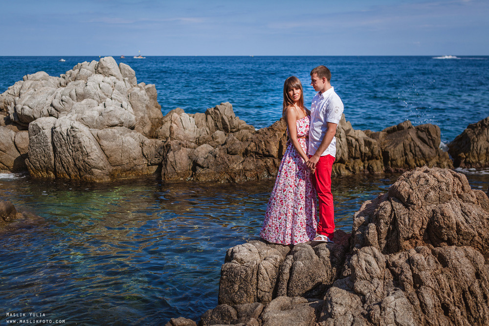 Incredible photo shoot in the Gardens of Saint Clotilde on the Costa B. Photographer in Barcelona Spain Maslik Yulia