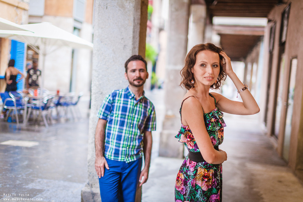 Fun photo shoot in Barcelona. Photographer in Barcelona Spain Maslik Yulia