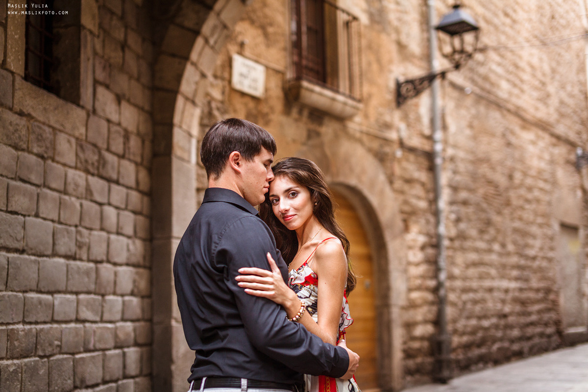 Photoshoot in Barcelona on the most popular route. Photographer in Barcelona Spain Maslik Yulia
