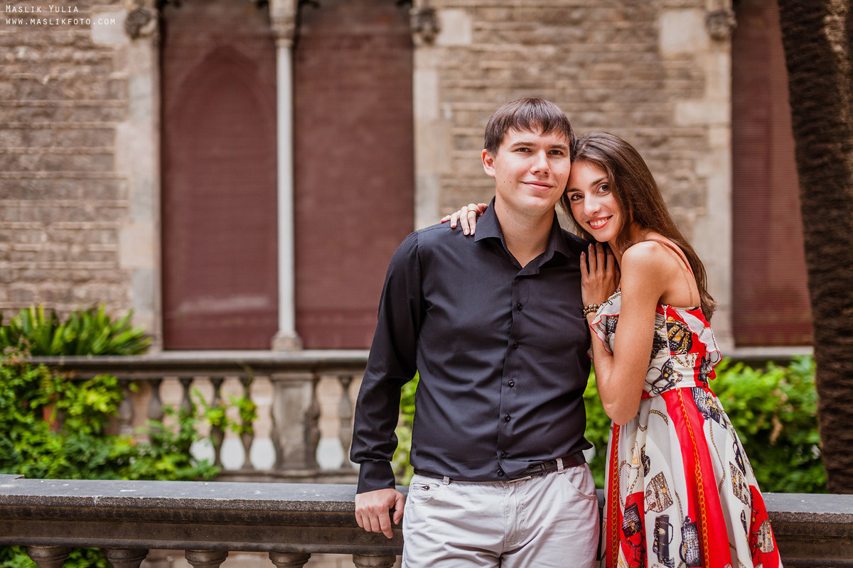 Photoshoot in Barcelona on the most popular route. Photographer in Barcelona Spain Maslik Yulia