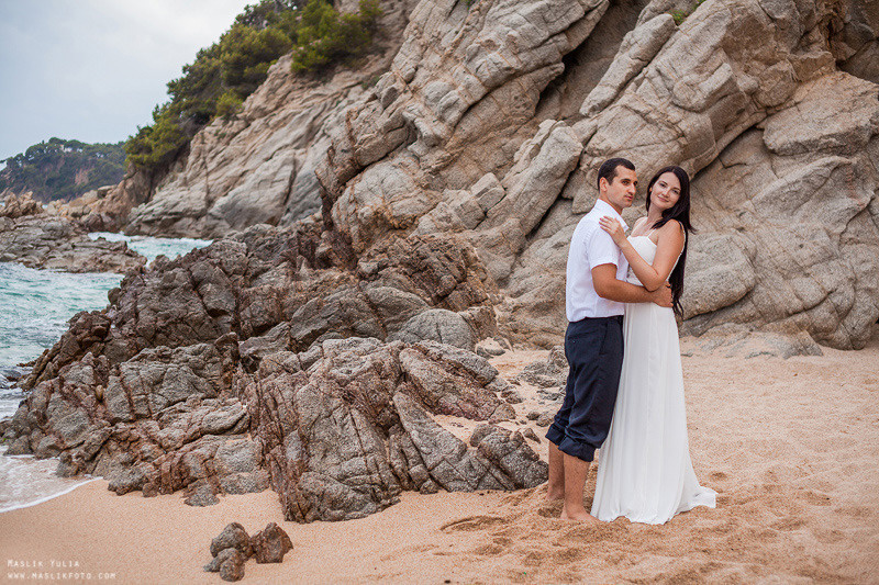 Sesión de fotos de boda en el Parque Laberinto de Barcelona. Fotógrafo en Barcelona Maslik Yulia