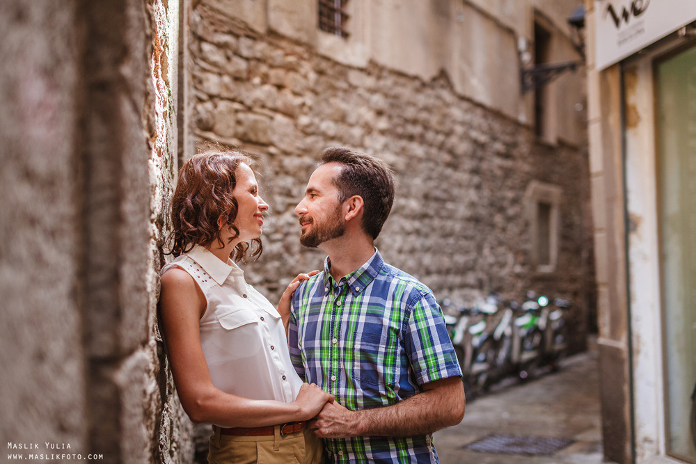 Fun photo shoot in Barcelona. Photographer in Barcelona Spain Maslik Yulia