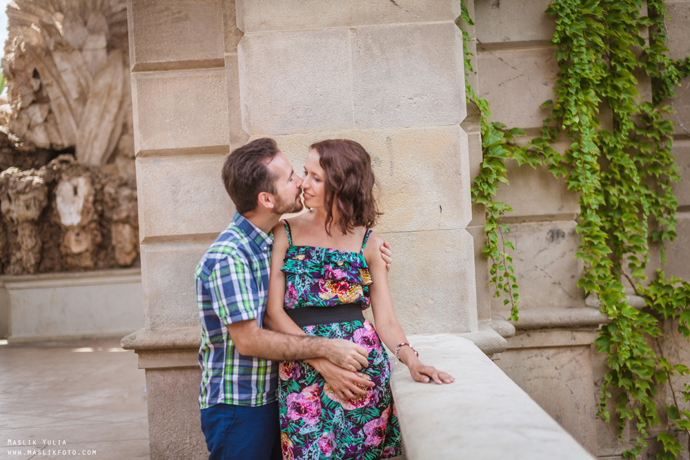Fun photo shoot in Barcelona. Photographer in Barcelona Spain Maslik Yulia