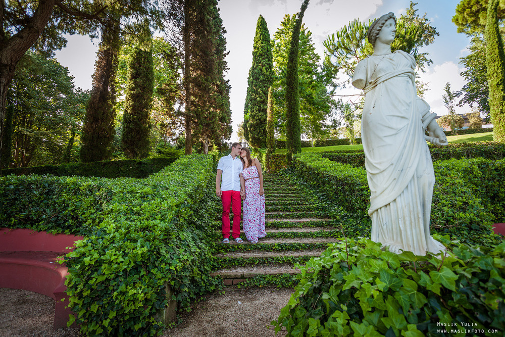 Incredible photo shoot in the Gardens of Saint Clotilde on the Costa B. Photographer in Barcelona Spain Maslik Yulia