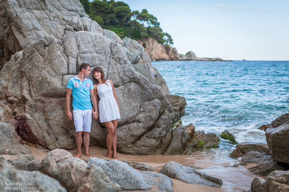 Incredible photo shoot in the Gardens of Saint Clotilde on the Costa B. Photographer in Barcelona Spain Maslik Yulia