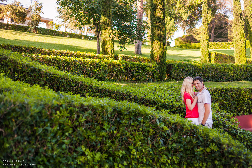 Romantic photo session in Barcelona. Photographer in Barcelona Spain Maslik Yulia