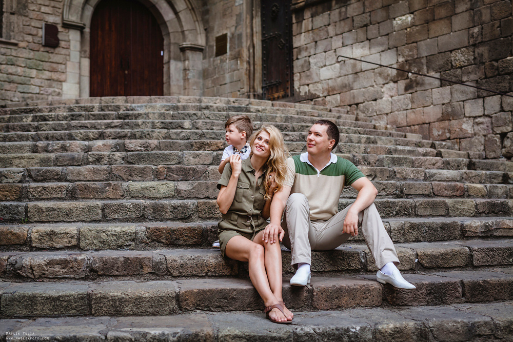 Przygoda - sesja zdjęciowa w Barcelonie. Fotograf w Barcelonie Hiszpanii Maslik Yulia