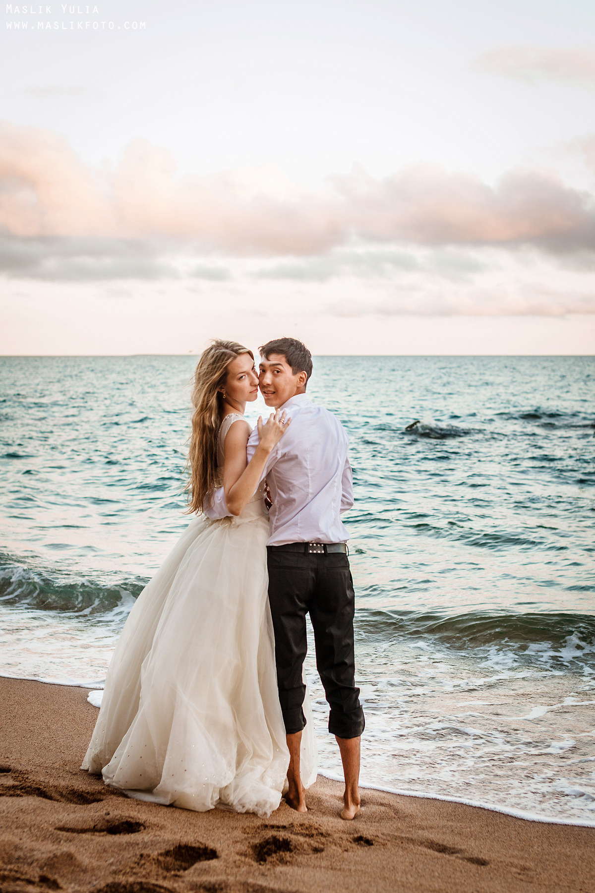 Sesión fotográfica de boda en la Costa Brava. Fotógrafo en Barcelona Maslik Yulia