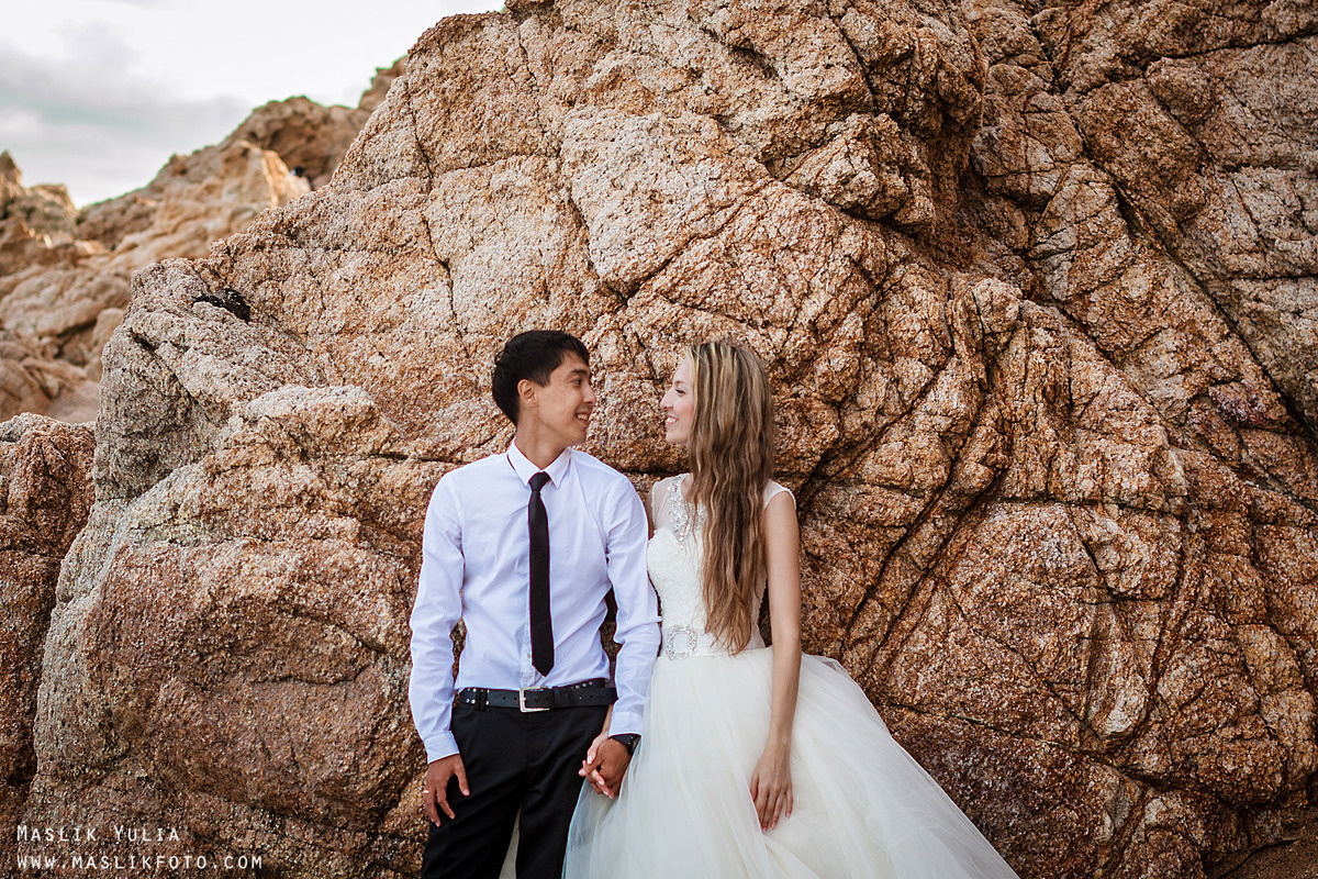 Sesión fotográfica de boda en la Costa Brava. Fotógrafo en Barcelona Maslik Yulia