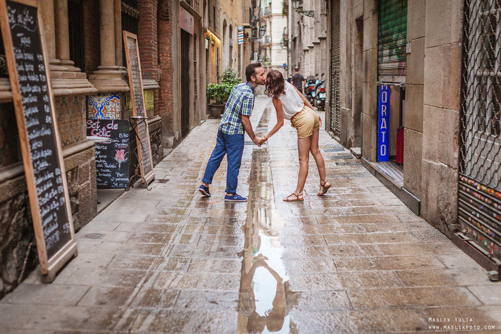 Fun photo shoot in Barcelona. Photographer in Barcelona Spain Maslik Yulia