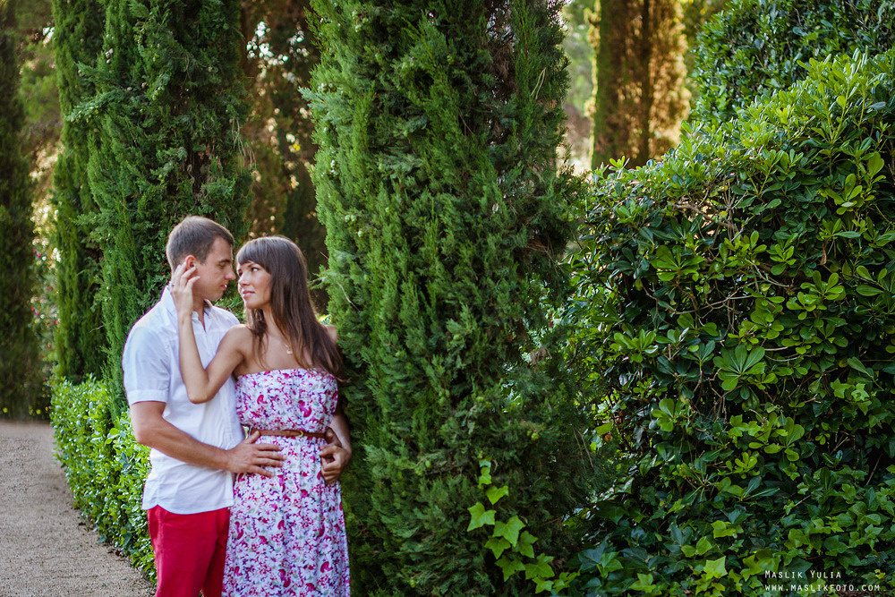 Incredible photo shoot in the Gardens of Saint Clotilde on the Costa B. Photographer in Barcelona Spain Maslik Yulia