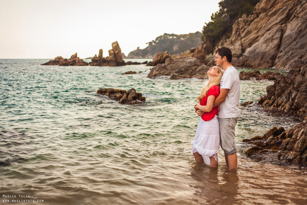 Romantic photo session in Barcelona. Photographer in Barcelona Spain Maslik Yulia