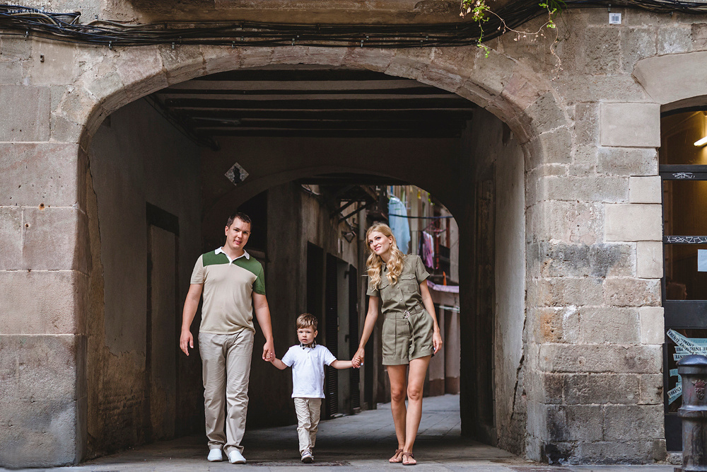 Przygoda - sesja zdjęciowa w Barcelonie. Fotograf w Barcelonie Hiszpanii Maslik Yulia
