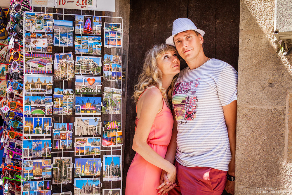 Colorida sesión de fotos en Barcelona. Fotógrafo en Barcelona Maslik Yulia