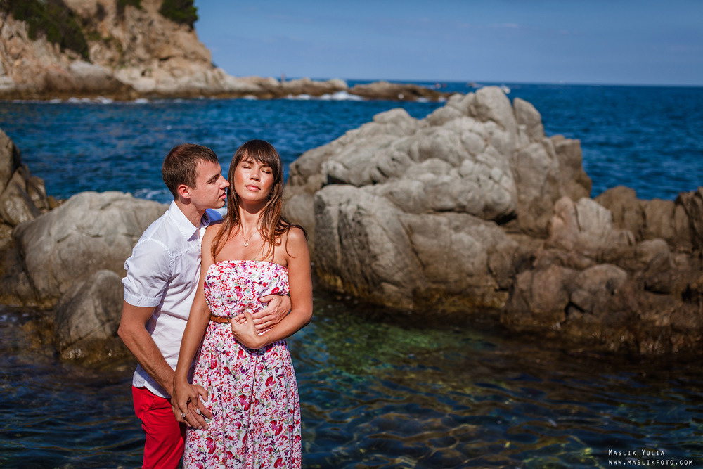 Incredible photo shoot in the Gardens of Saint Clotilde on the Costa B. Photographer in Barcelona Spain Maslik Yulia