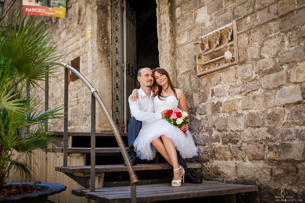 Luna de miel en barcelona. Fotógrafo en Barcelona Maslik Yulia