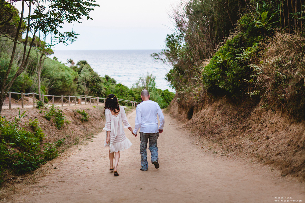 Photosession in the fabulous Besalu. Photographer in Barcelona Spain Maslik Yulia