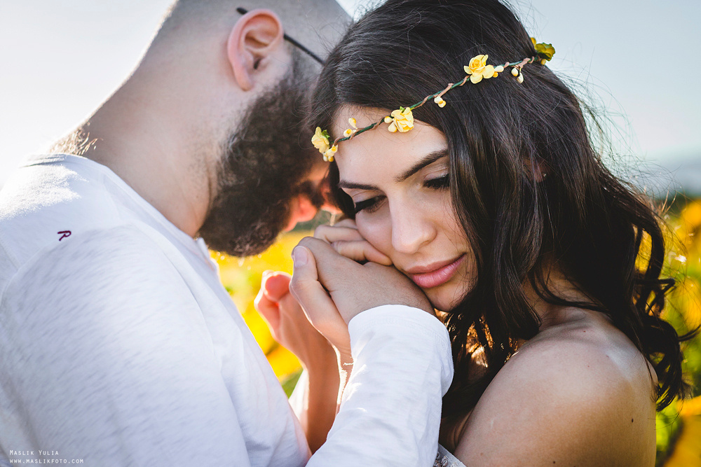 Photosession in the fabulous Besalu. Photographer in Barcelona Spain Maslik Yulia