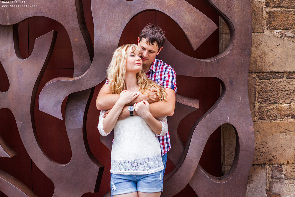 Romantic photo session in Barcelona. Photographer in Barcelona Spain Maslik Yulia