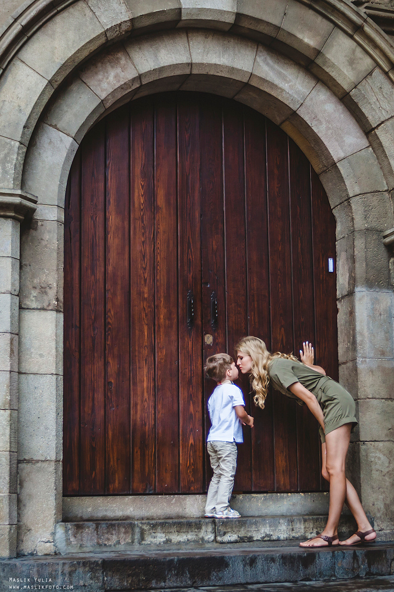 Przygoda - sesja zdjęciowa w Barcelonie. Fotograf w Barcelonie Hiszpanii Maslik Yulia