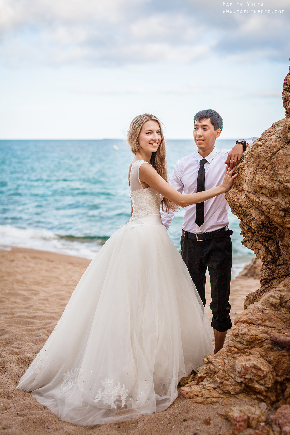 Sesión fotográfica de boda en la Costa Brava. Fotógrafo en Barcelona Maslik Yulia