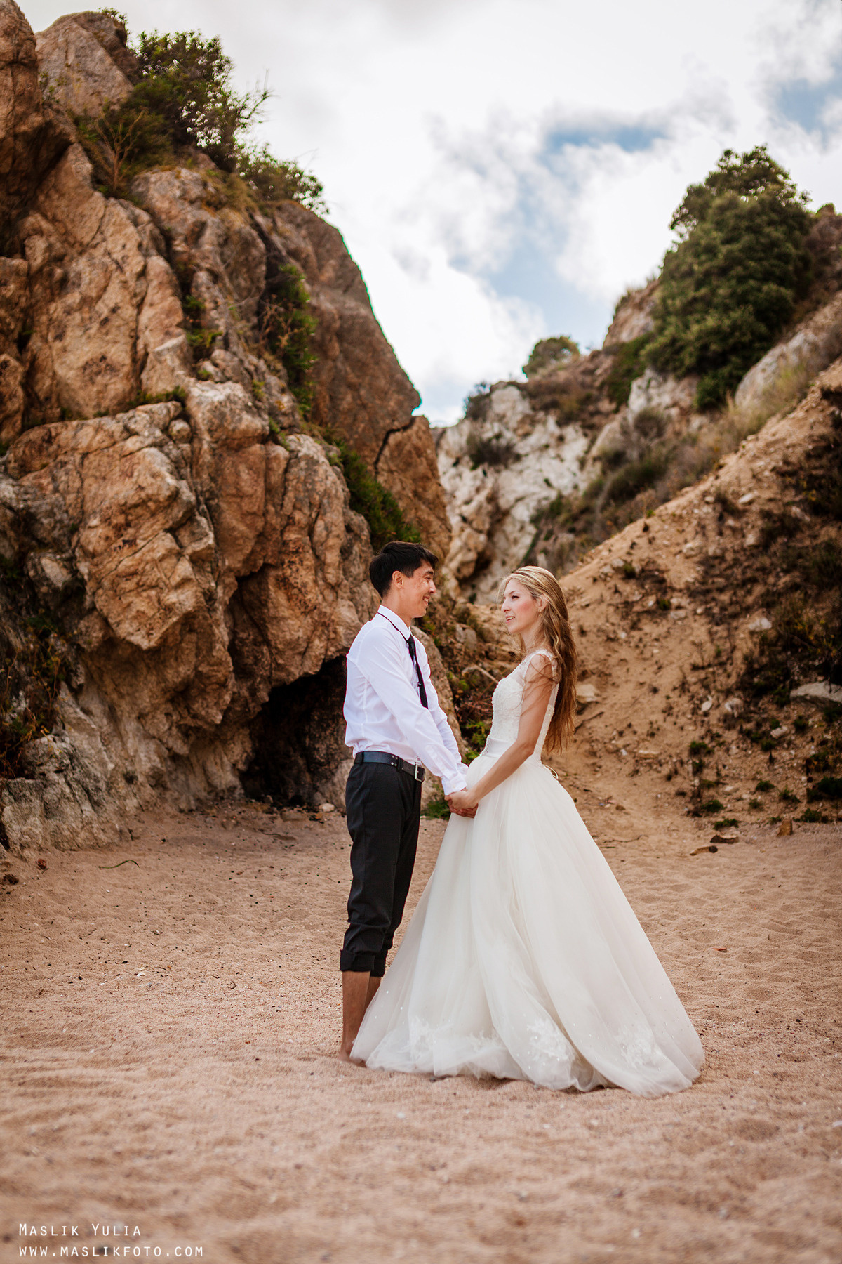 Sesión fotográfica de boda en la Costa Brava. Fotógrafo en Barcelona Maslik Yulia