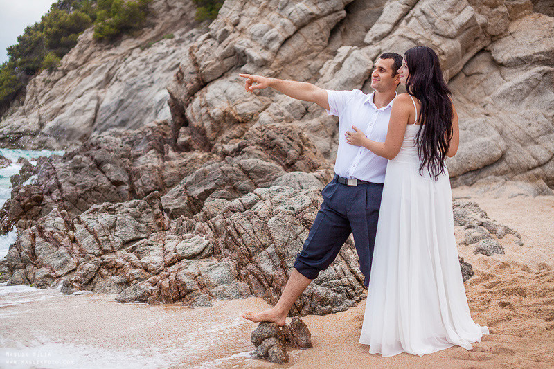 Sesión de fotos de boda en el Parque Laberinto de Barcelona. Fotógrafo en Barcelona Maslik Yulia
